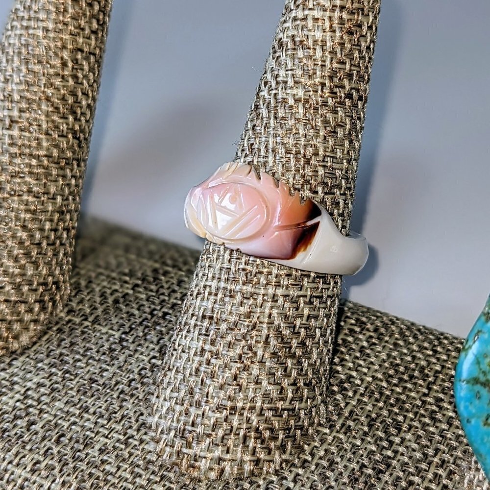 Hand-Carved Sea Shell Ring - Picture 3 of 13